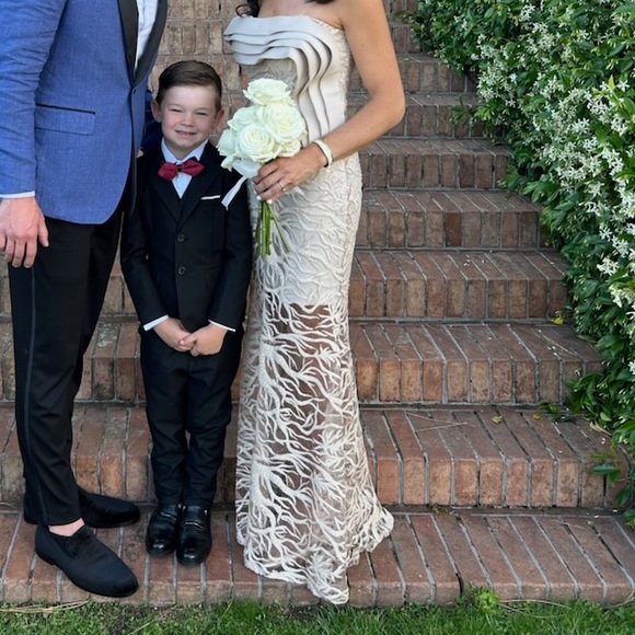 Nicole Bakti Strapless Beige Lace Dress - Picture 2 of 6